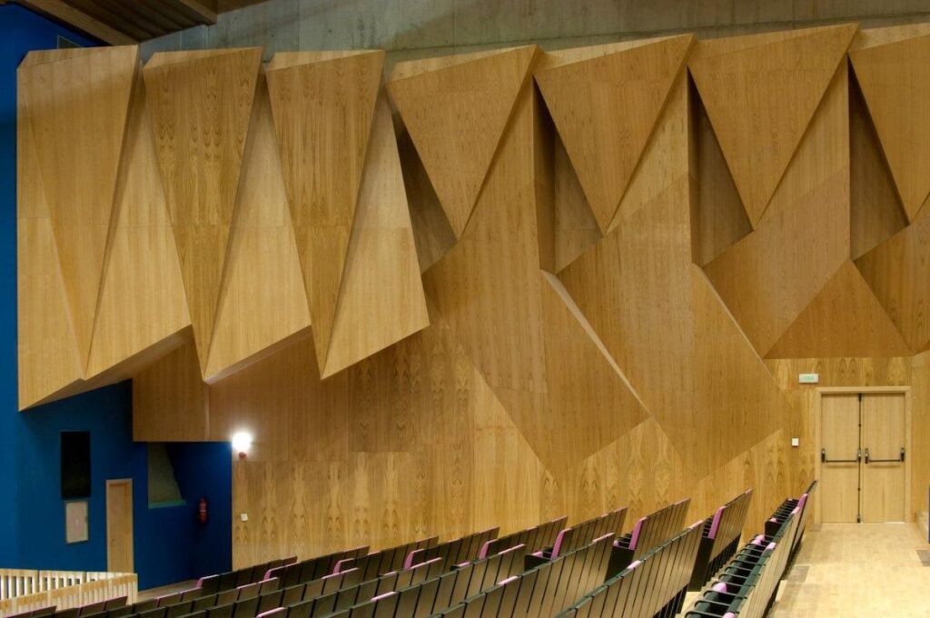 puertas-cortafuegos-en-el-auditorio-de-siero